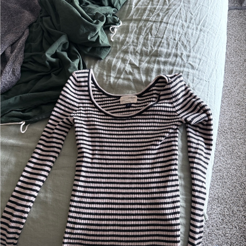Universal Thread Striped Women’s Top